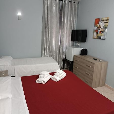 Affitti Only Sleep Bagno Privato Leilighet Parma Eksteriør bilde